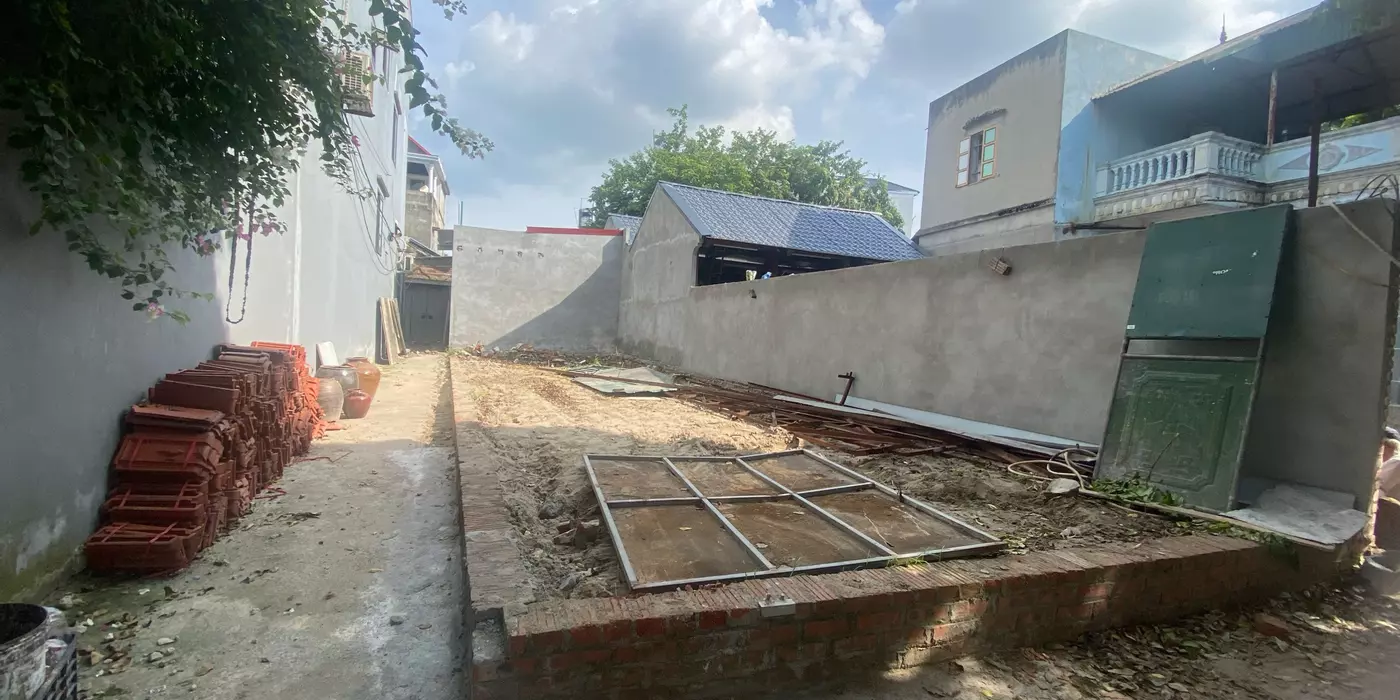 Cần bán  Đất Phố Trạm, Long Biên ,44m MT 4m oto ,KD, nhỉnh 5ty .