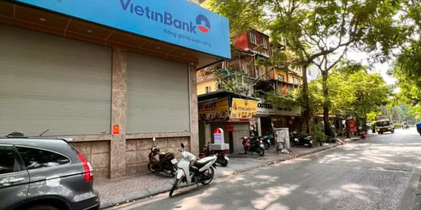 Bán nhà mặt phố Vũ Ngọc Phan, Nguyên Hồng, 70m2, 4 tầng, lô góc kinh doanh siêu đỉnh