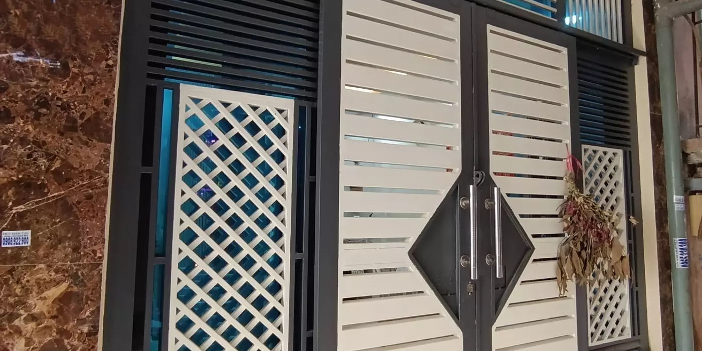 Chính chủ 239/52 Nhà Bà Hom Q6, 2 Tầng, DT 30m² (Nở Hậu), Cách HXH 20m, Chỉ 3.7 Tỷ