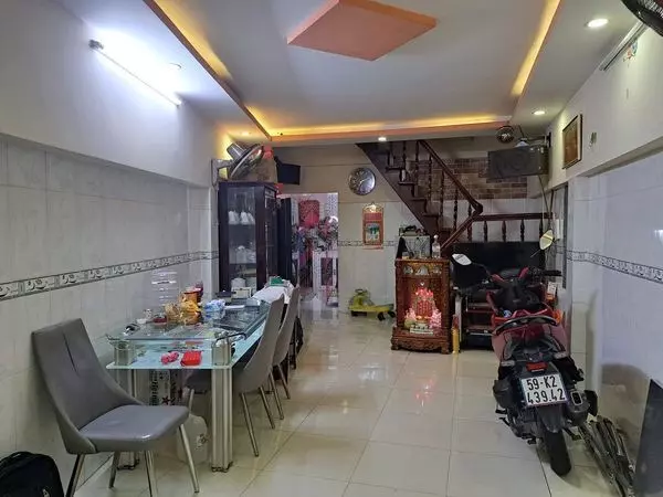 Đồng thời, bạn phải đưa những video, hình ảnh thực tế về dự án bất động sản của mình để tạo hiệu