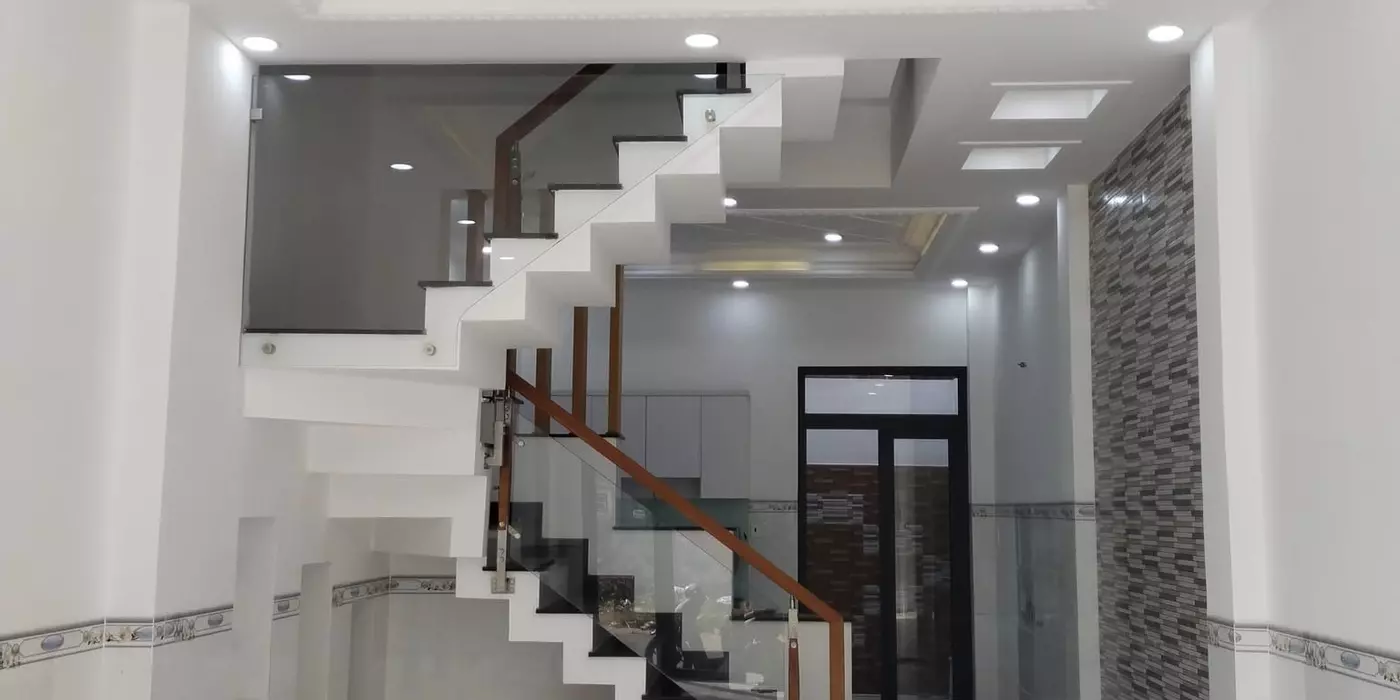 4 TẦNG MỚI ĐẸP 4PN - HẺM 6M THÔNG - GẦN CHỢ TRƯỜNG HỌC UỶ BAN - 50M2 HOÀN CÔNG ĐỦ GIÁ 6 TỶ