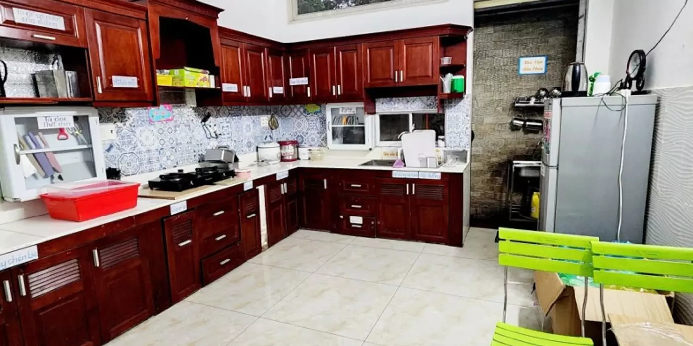 Bán Nhà Thành Thái Q.10 60m² 4 Tầng Hẻm Xe Hơi Chỉ 11,7 Tỷ  Dòng Tiền 30 Triệu/Tháng