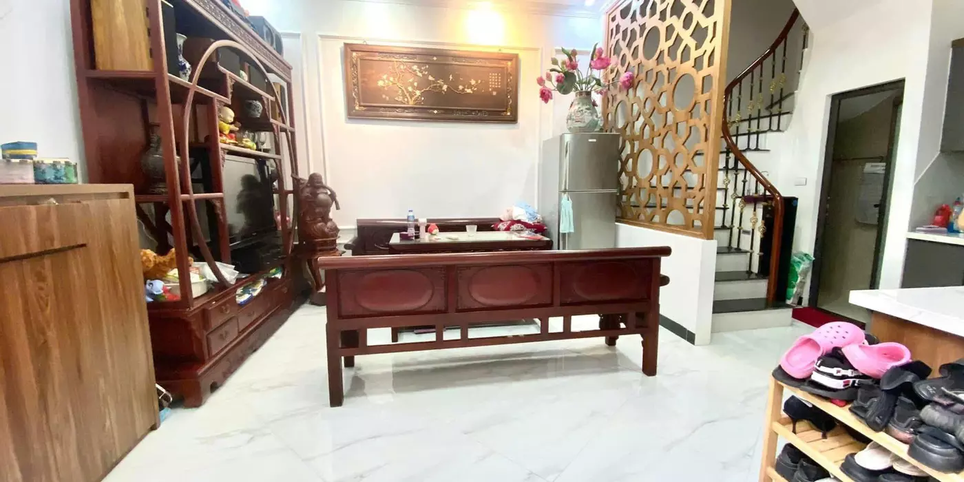 Bán Nhà Văn Cao 35m2 - 5Tầng - 30M Ra Ô Tô - Nhà Mới Full Đồ - Giá Chỉ 5,7TỶ
