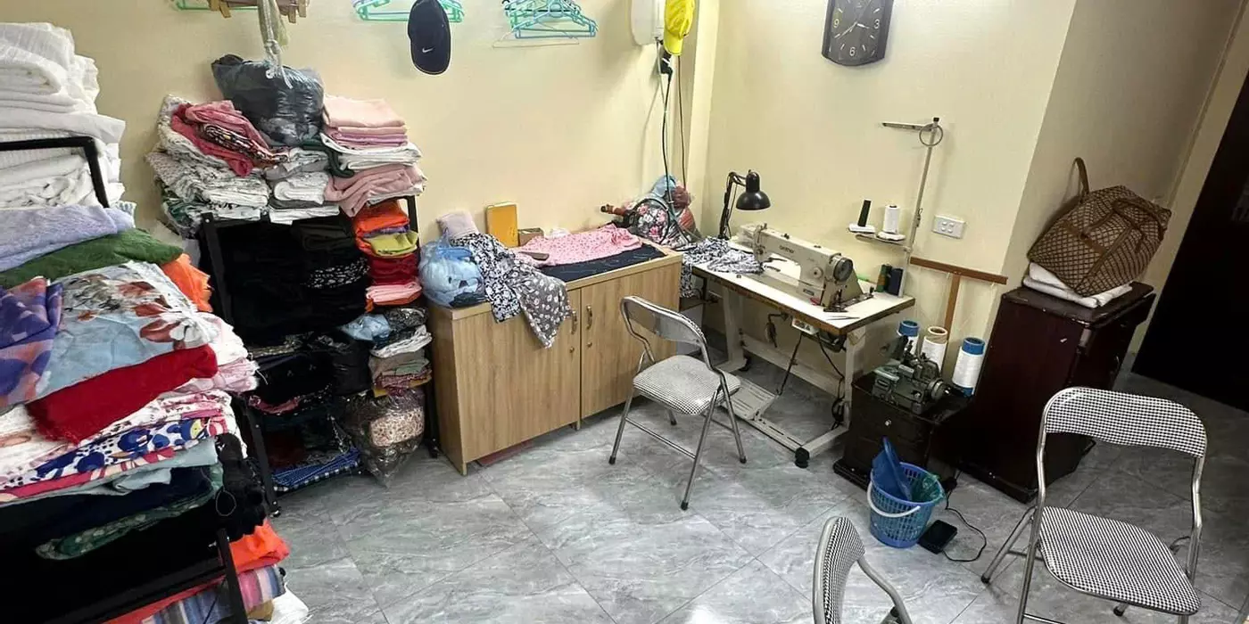 Bán nhà phố Văn Cao - Nhỉnh 4 tỷ - 20m ra phố - 2 mặt thoáng - Nhà đẹp ở luôn