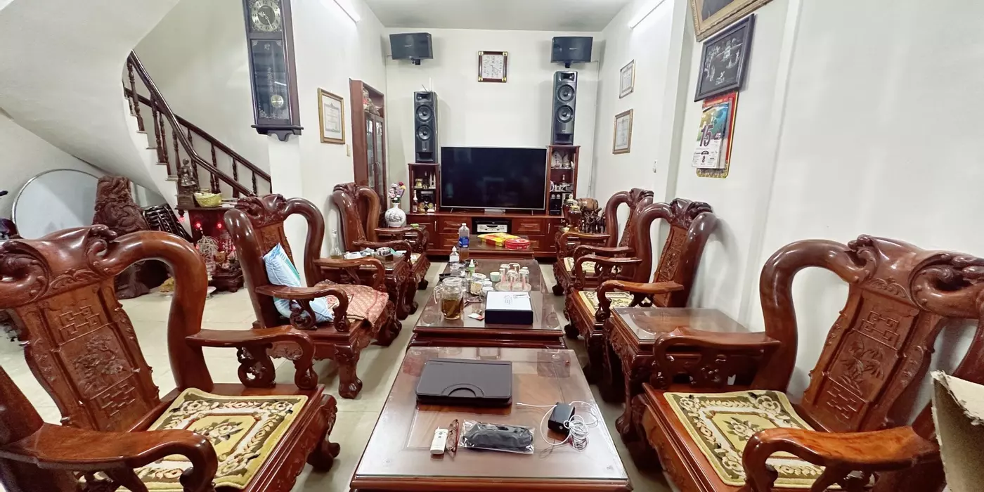 Nhỉnh 16 Tỷ - 115M2, Mặt tiền 6.6 m, Xe Tải Thông _ Hoàng Hoa Thám -Tân Bình - Ở Ngay