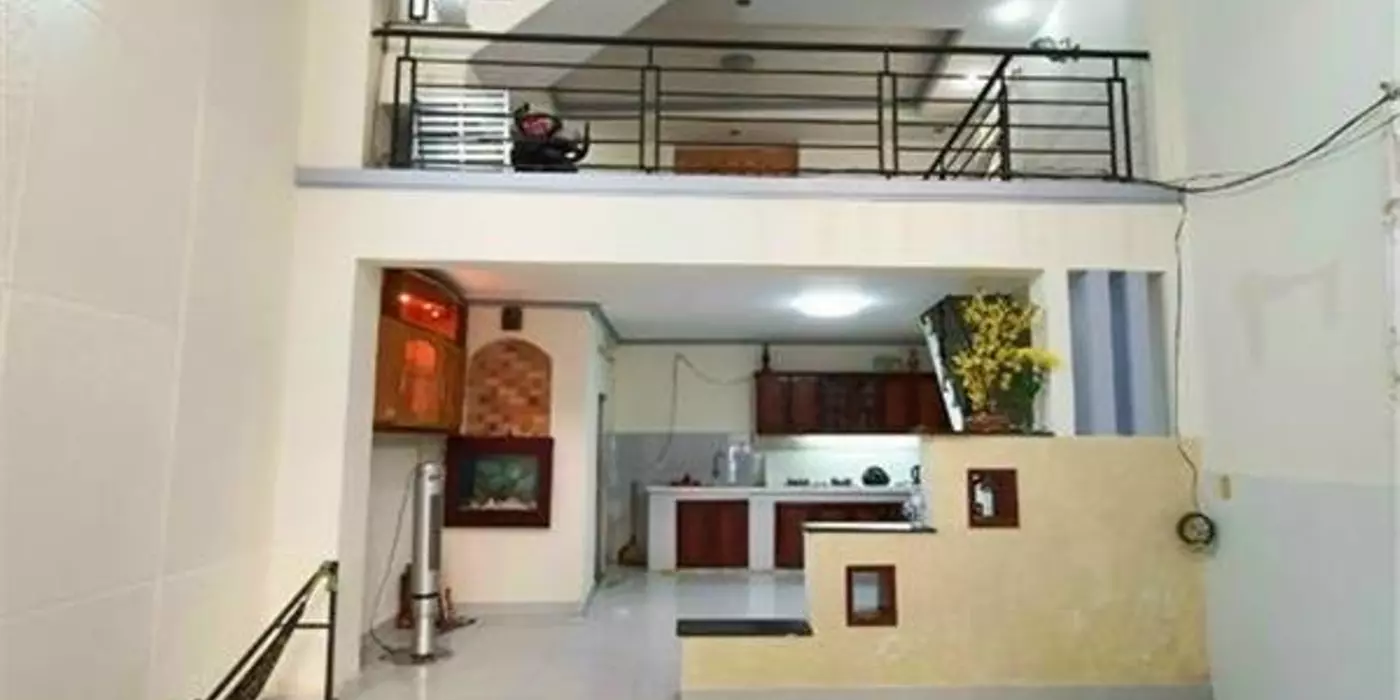 Bán nhà Lâm Văn Bền Quận 7 4x10 40m2 chỉ nhỉnh 3 tỷ đang thuê 8 triệu/tháng