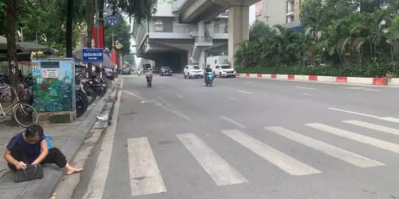 Bán Nhà Mặt Phố Quang Trung Hà Đông - 75m2 5m Mặt Tiền - Kinh Doanh Sầm Uất