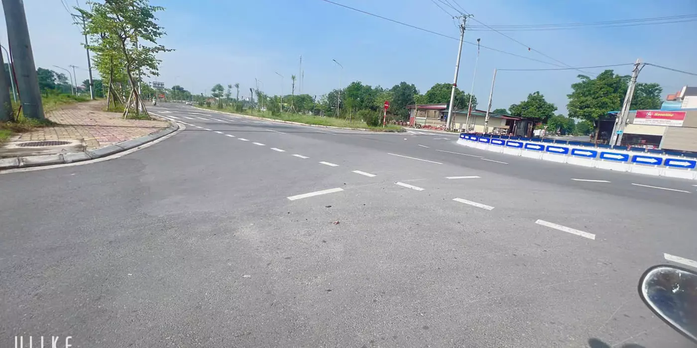 CHÍNH CHỦ E CẦN BÁN RA LÔ ĐÂT ĐẤU GIÁ TẠI  HƯƠNG ĐÌNH MAI ĐÌNH DT 95 M