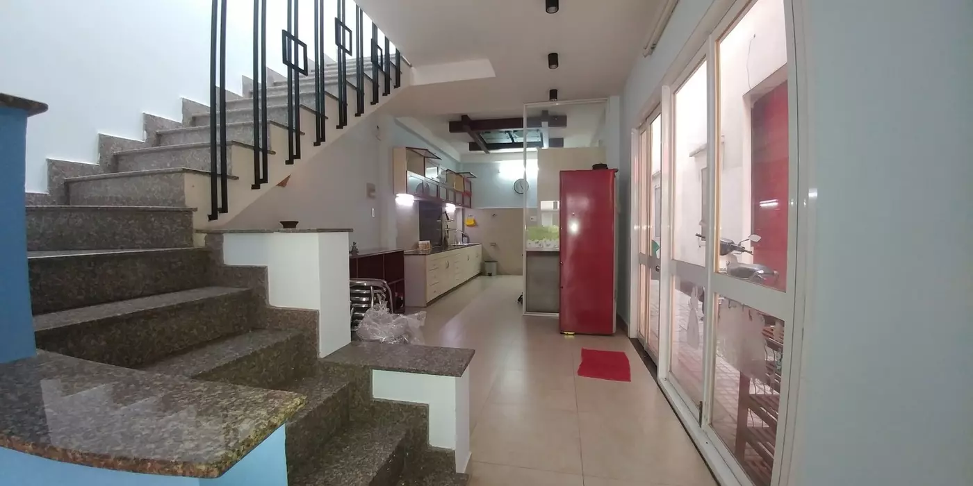 Bán Nhà Núi Thành Phường 13 Tân Bình HIẾM -  Sát Mặt Tiền - 82m2 , 2 tầng  Nhỉnh 8 tỷ.