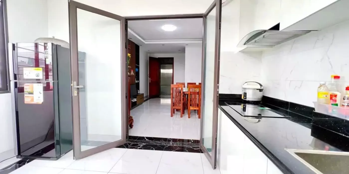 NGHI TÀM, TÂY HỒ, 47M2 x 6 TẦNG, MẶT NGÕ Ô TÔ DÂN PHỐ, THÔNG TỨ TUNG, KINH DOANH ĐẲNG CẤP, THANG