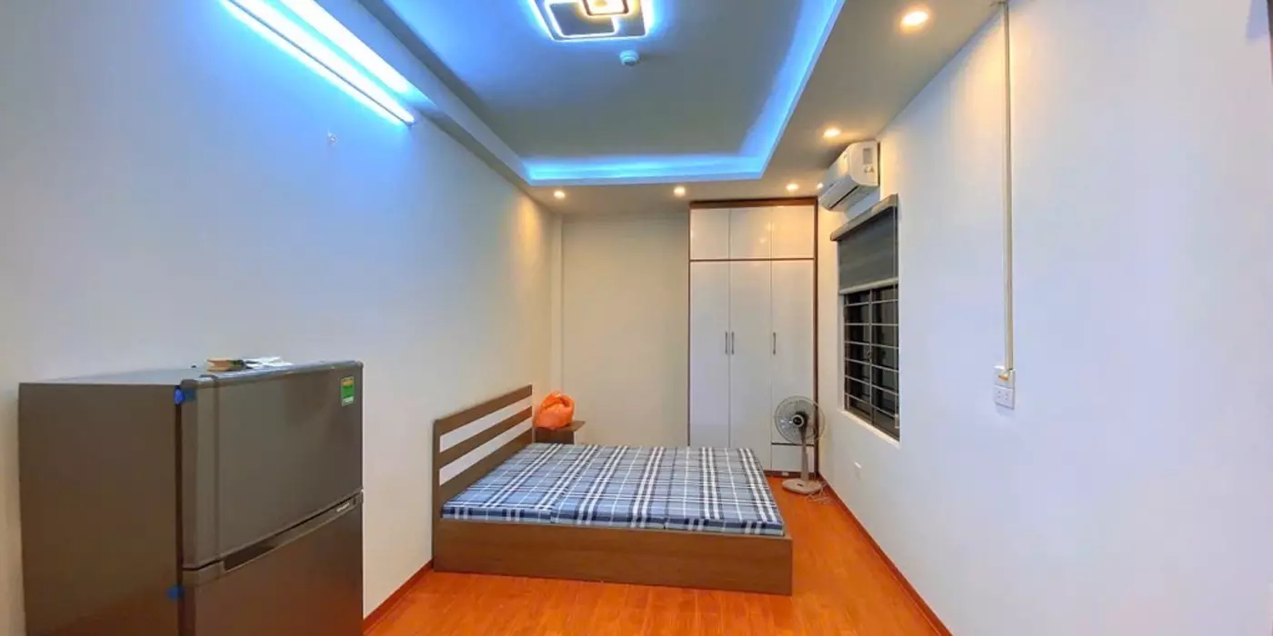 Bán nhà riêng Phố Đội Cấn. Ba Đình. Thang máy xịn. 15M ô tô tráng. Sát phố. Full nội thất. Gần