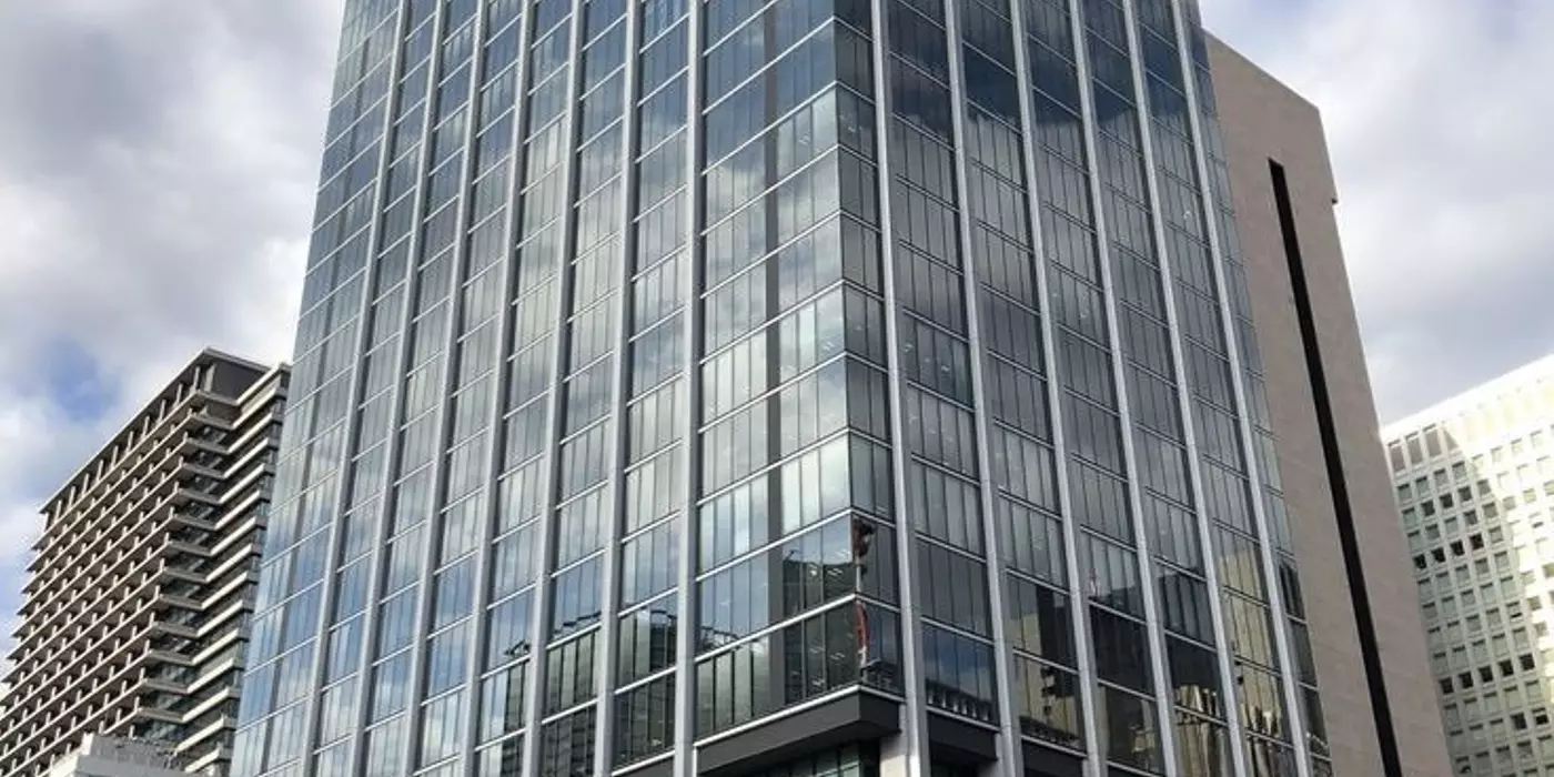 Building cỡ nhỏ – 1.850m2 – 21 tầng – 25m mặt tiền - 989 tỷ