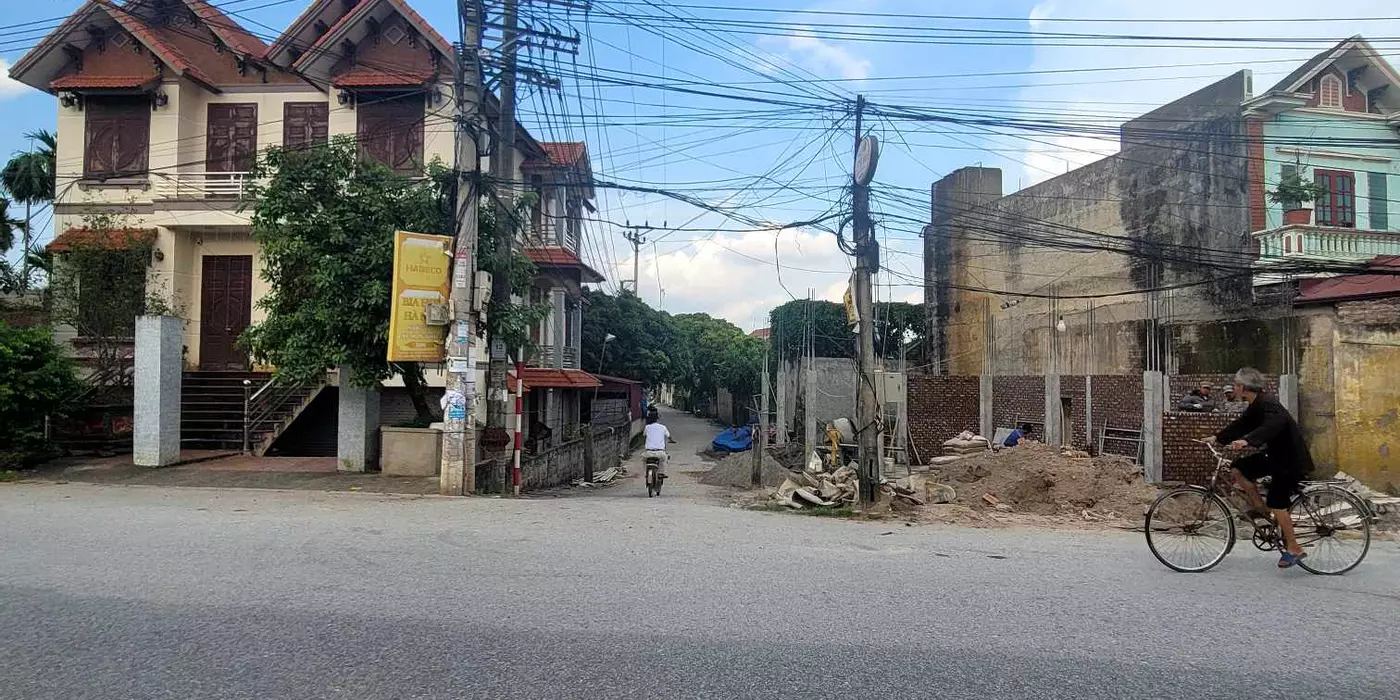 Bán lô đất View sông Đông Tảo diện tích 81m mặt tiền 4.5m đường hơn rộng 5m oto chạy vòng quanh.