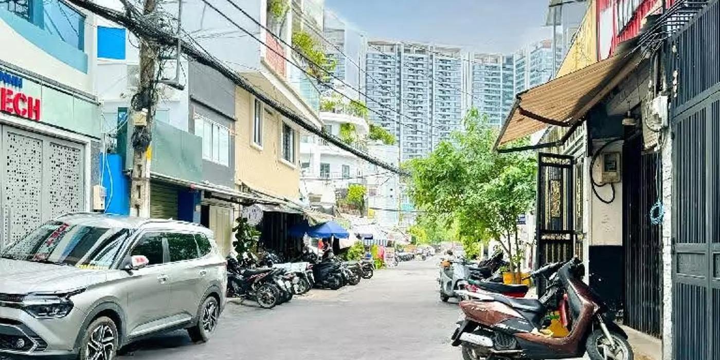 Khu VIP P/lô Quận 10, Ô tô thông, Tô Hiến Thành, 5 tầng , 50m², Chỉ nhỉnh xíu11.2 tỷ