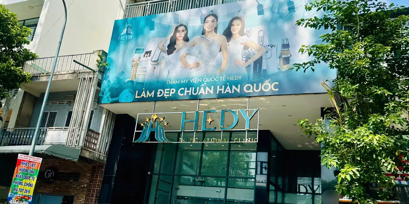 Nhà siêu VIP giảm mạnh! Bán nhà 2 mặt tiền Võ Văn Tần Quận 3. DT: 8x20m. 5 tầng. HĐT: 110tr. 45 tỷ