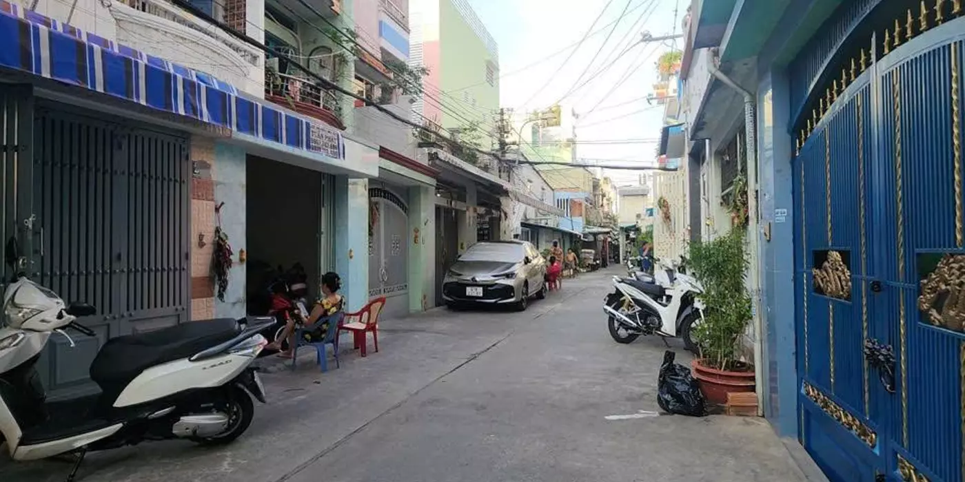 QUẬN 8, NGUYỄN DUY - ĐỊA CHỈ MẶT TIỀN - HẺM XE TẢI - GẦN CHỢ XÓM CỦI - SÁT QUẬN 5