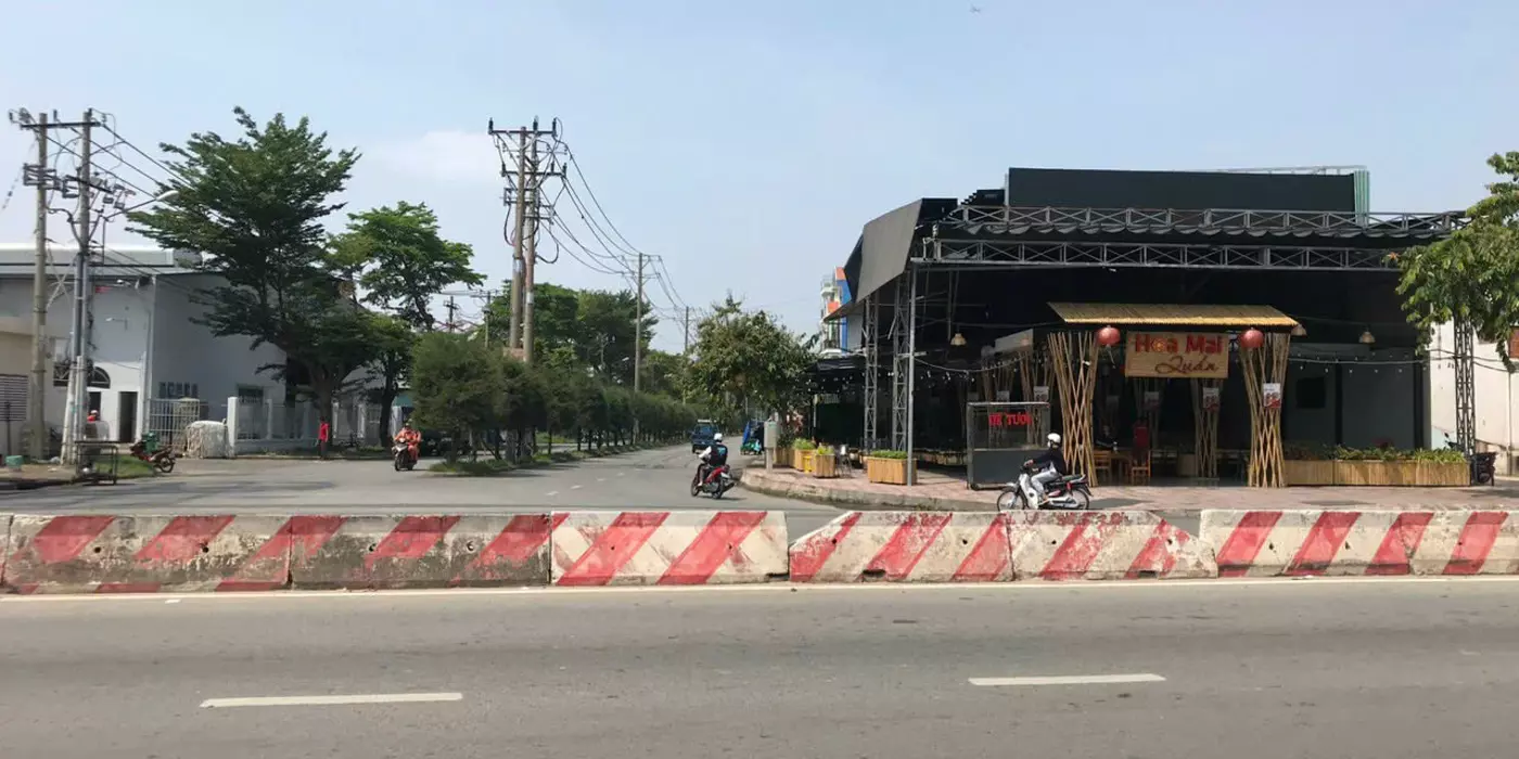 Căn góc 2 MT Lê Trọng Tấn – CN11. DT 12x40m, giá 79 tỷ