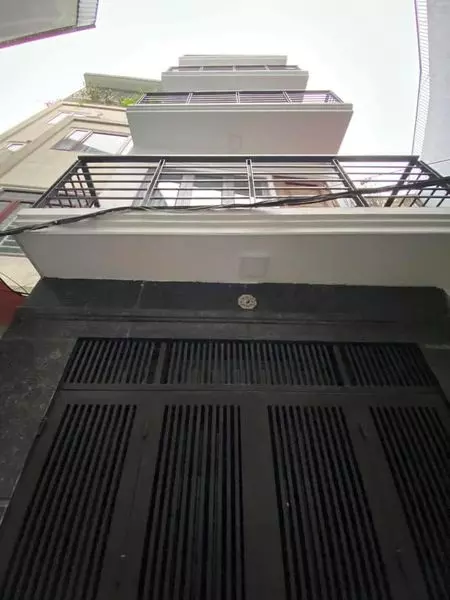 Bán nhà phố Xuân La DT 35/38m2, 5 tầng, 3,6m MT, nhà đẹp ở ngay