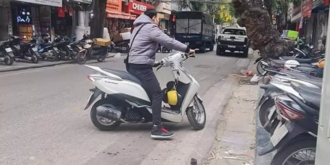 bán nhà  mặt phố Hàng Chiếu, 120m, mặt tiền rộng, vỉa hè, kinh doanh ngày đêm