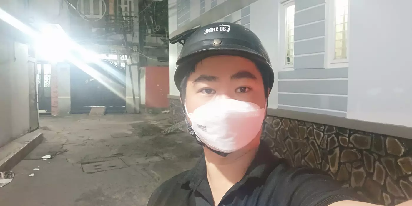 Gần Trường THPT Hoàng Hoa Thám- Hẻm 5m thông- 5.5 x10m, Đúc 2T- SHR