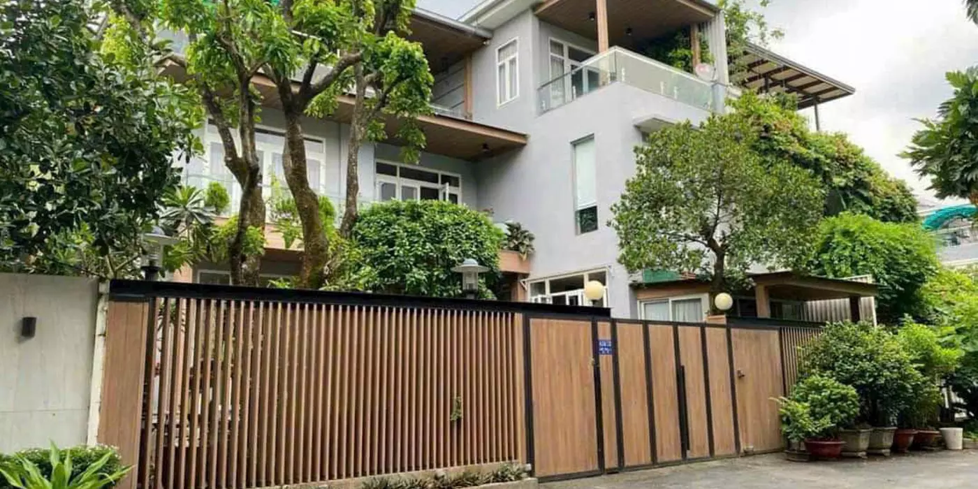 *CHÍNH CHỦ- Bán Gấp Biệt Thự Khan Hiếm 15X15) 4Tầng Đường Cao Thắng Quận 10