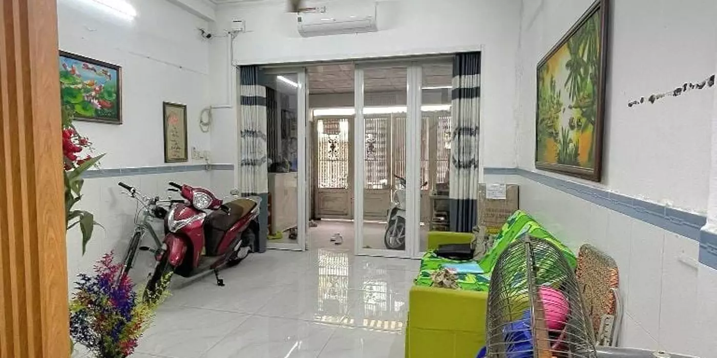 BÁN NHÀ ĐƯỜNG HẬU GIANG - HXH, 5 CĂN RA MT Đ. CHỢ LỚN Q. 6 - 60M - 4 TẦNG - 8.1 TỶ