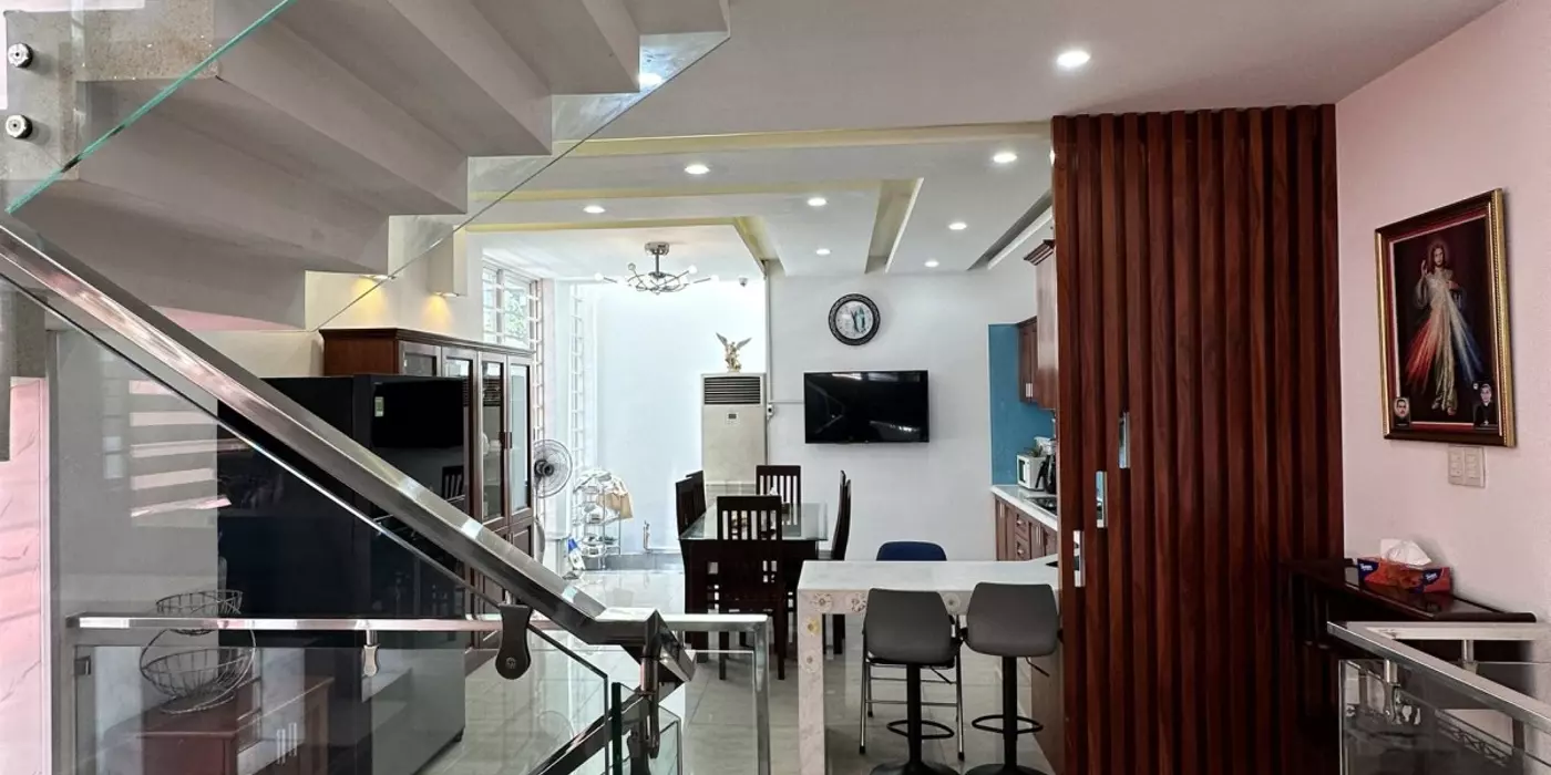 Bán Nhà Lê Duy Nhuận Hoàng Hoa Thám Tân Bình – Mặt Tiền Siêu Vip – 82M2, 5 Tầng (5x17) Chỉ 17 tỷ