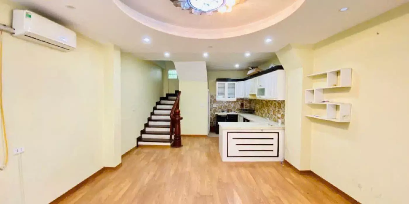 Bán nhà An Dương Vương, 42m2, ngõ nông, 3 gác đỗ cửa, 8 tỷ