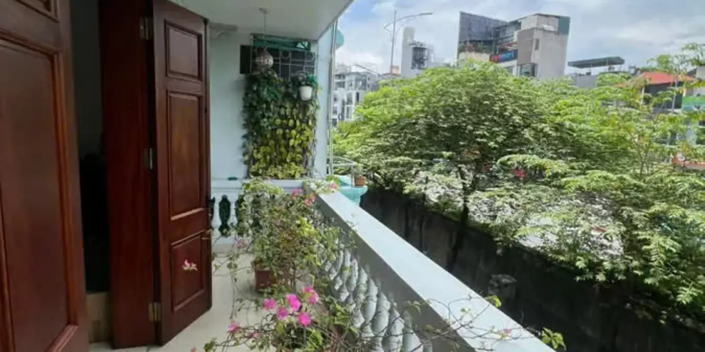 NGHI TẦM, TÂY HỒ, MẶT TIỀN KHỦNG KINH DOANH,80M2 x 5 TẦNG, 2 MẶT THOÁNG TRƯỚC SAU, SỔ HOA HẬU, Ô
