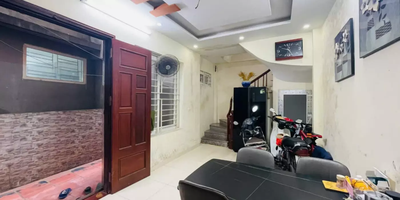 BÁN NHÀ PHỐ TRẦN CUNG – BẮC TỪ LIÊM – NHÀ ĐẸP DÂN XÂY – NỘI THẤT SANG XỊN – TẦM TIỀN HỢP LÝ