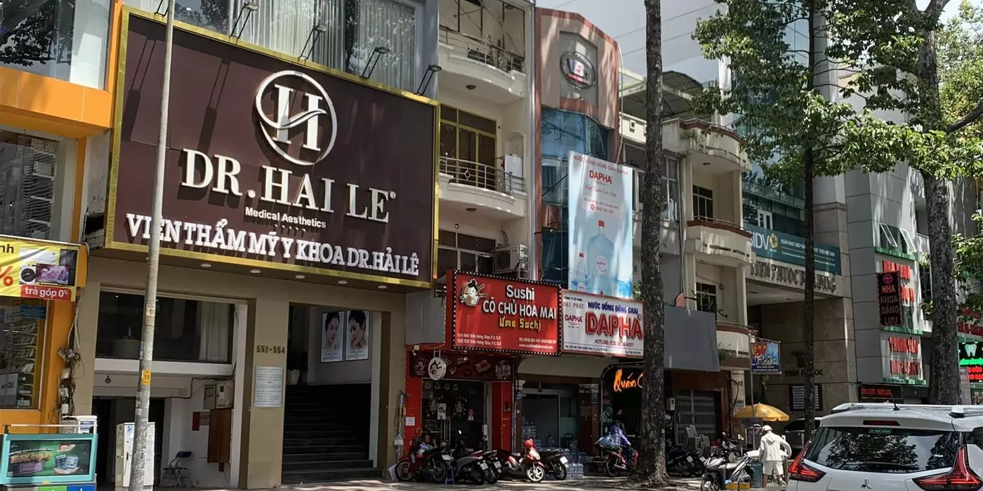 ++ Bán Gấp Nhà Mặt Tiền Trần Hưng Đạo Ngay Quận1, 800m đến Chợ Bến Thành