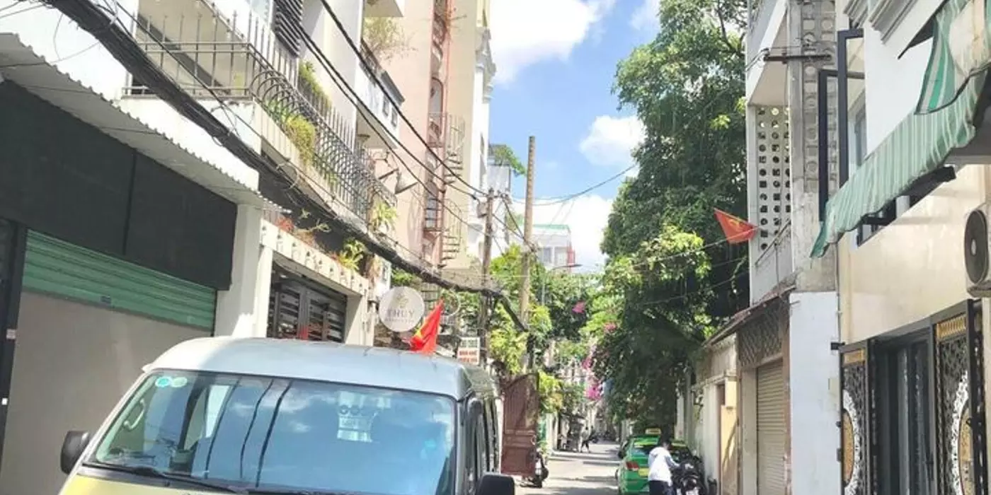 Bán nhà NÁT (5 x 20) hẻm 6m thông, OTO tránh thoải mái đường Lê Văn Sỹ, Phú Nhuận