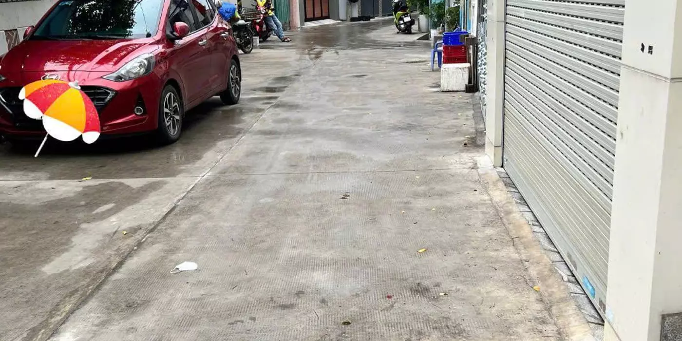 QUẬN 7, HUỲNH TẤN PHÁT - CHÍNH CHỦ LÂU NĂM BÁN GẤP NHÀ CẤP 4 - 2 MẶT TIỀN HẺM XE TẢI - SÁT CÁC