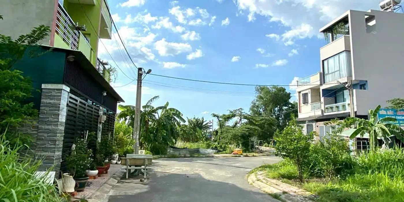 Đất Khu Phân Lô Có Vỉa Hè Ngô Chí Quốc,53m2, không quy hoạch, không lộ giới,Xây dựng mới 3 tầng,