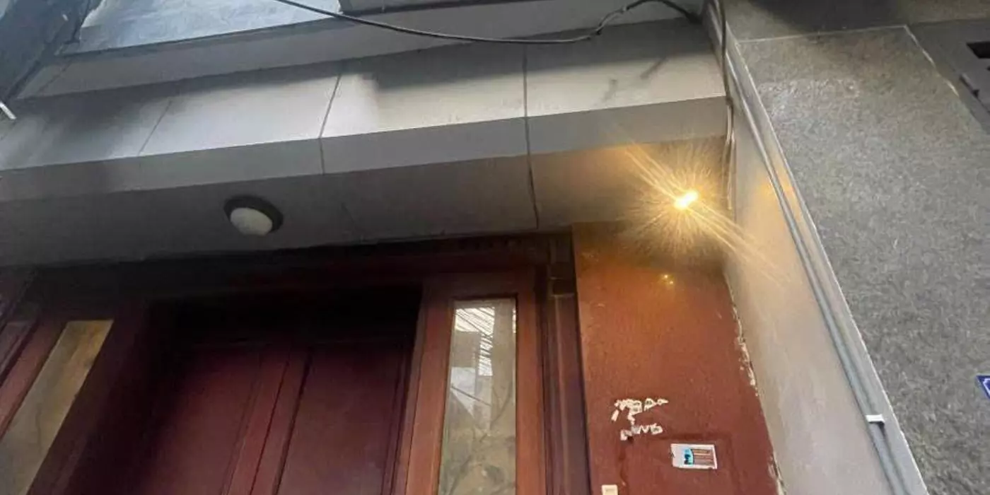 Cần bán Phố Dương Quảng Hàm Cầu GIấy ô tô tránh,vị trí tiện lợi 11 phòng 57m x6 tầng 9,7 tỉ