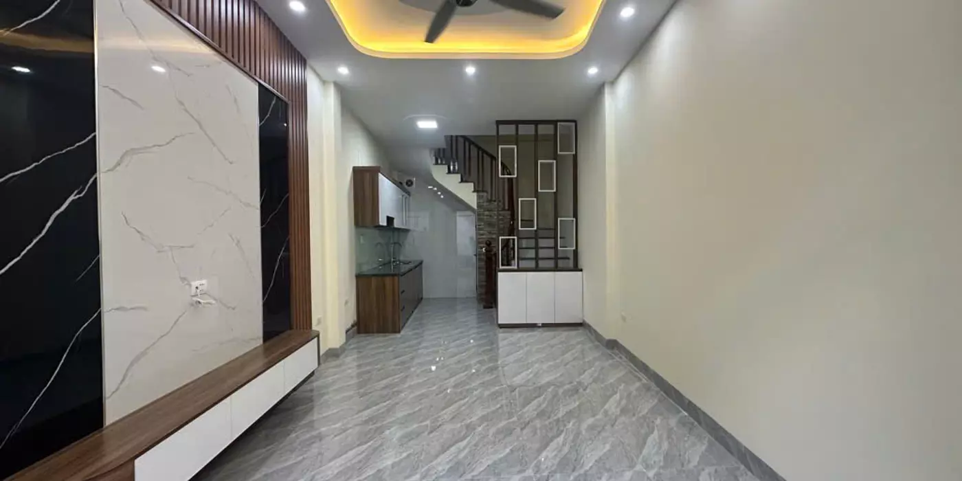 Thanh Lân cực gần phố 30m2, giá chào 4.3 tỷ có thương lượng.