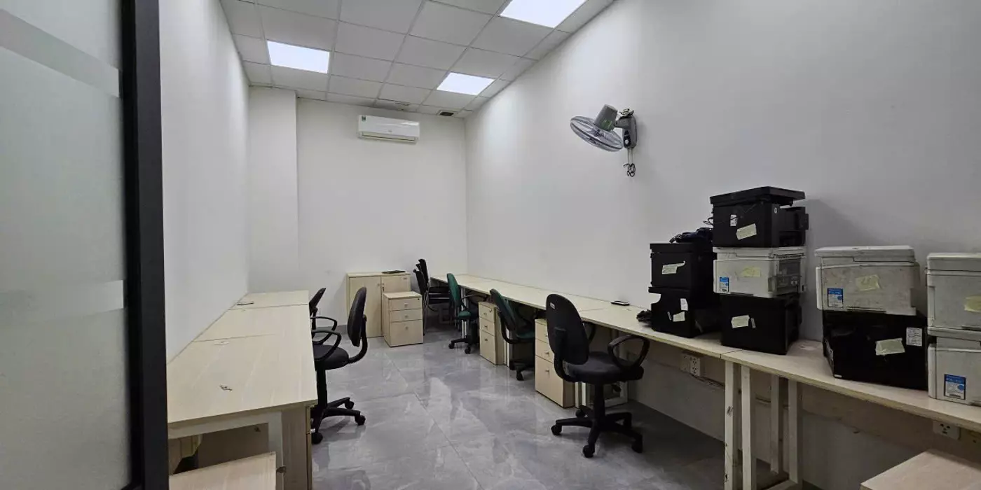 Cho Thuê Tòa Nhà Siêu Đẹp Gần TP Mới Bình Dương - Giá Chỉ 35 Triệu/Tháng! Đầy Đủ Nội Thất 300