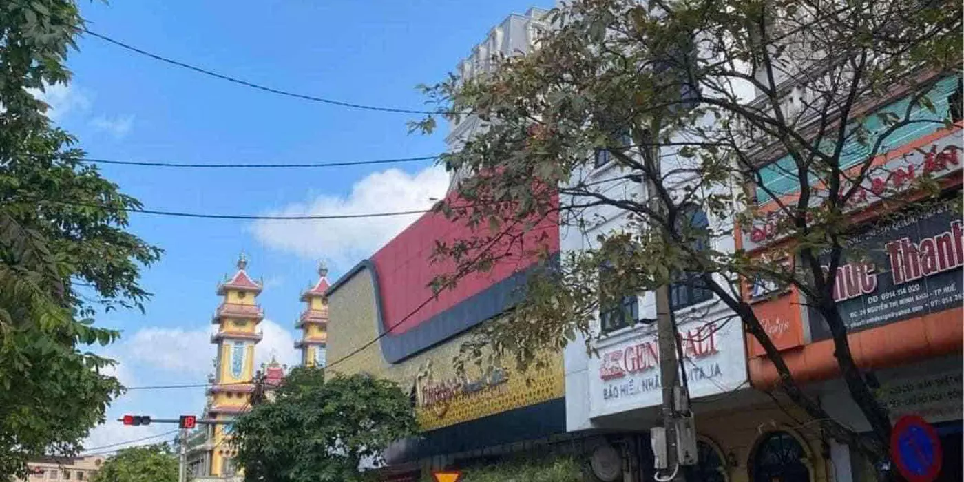 CHO THUÊ NHÀ 4 TẦNG MẶT TIỀN NGUYỄN THỊ MINH KHAI TTTP HUẾ