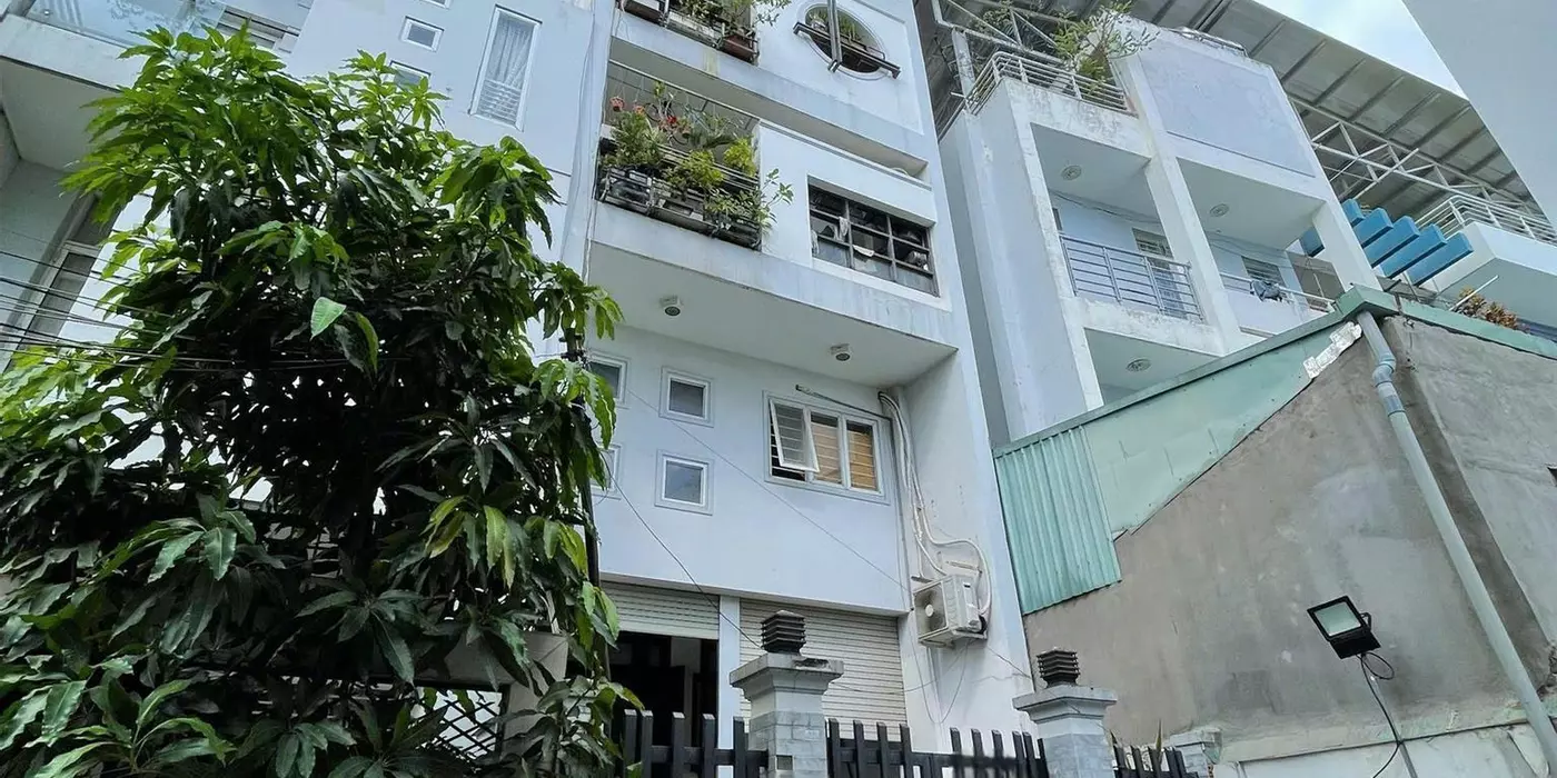 Bán tòa CHDV, Hầm 7 tầng - 15 phòng TN 700tr/năm, Hẻm 6m Lê Quang Định
