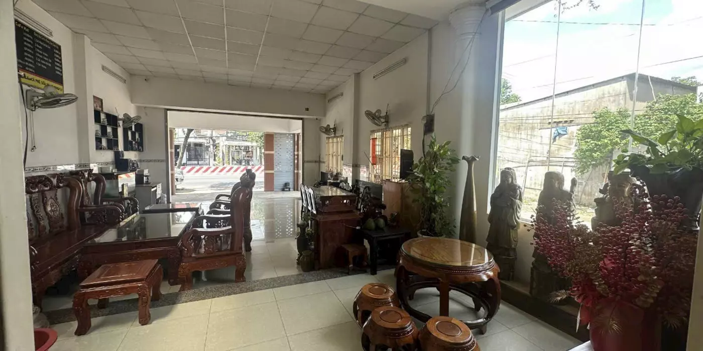 CHO THUÊ MB KINH DOANH PHÚ LỢI TDM BÌNH DƯƠNG 
MẶT BẰNG 2 MẶT TIỀN 
Khu vực thích hợp mở tiệm