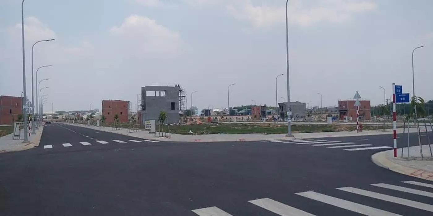Bán gấp lô đất ngay Chợ hiện hữu sổ sẵn 150m2/giá 1 tỷ xxx