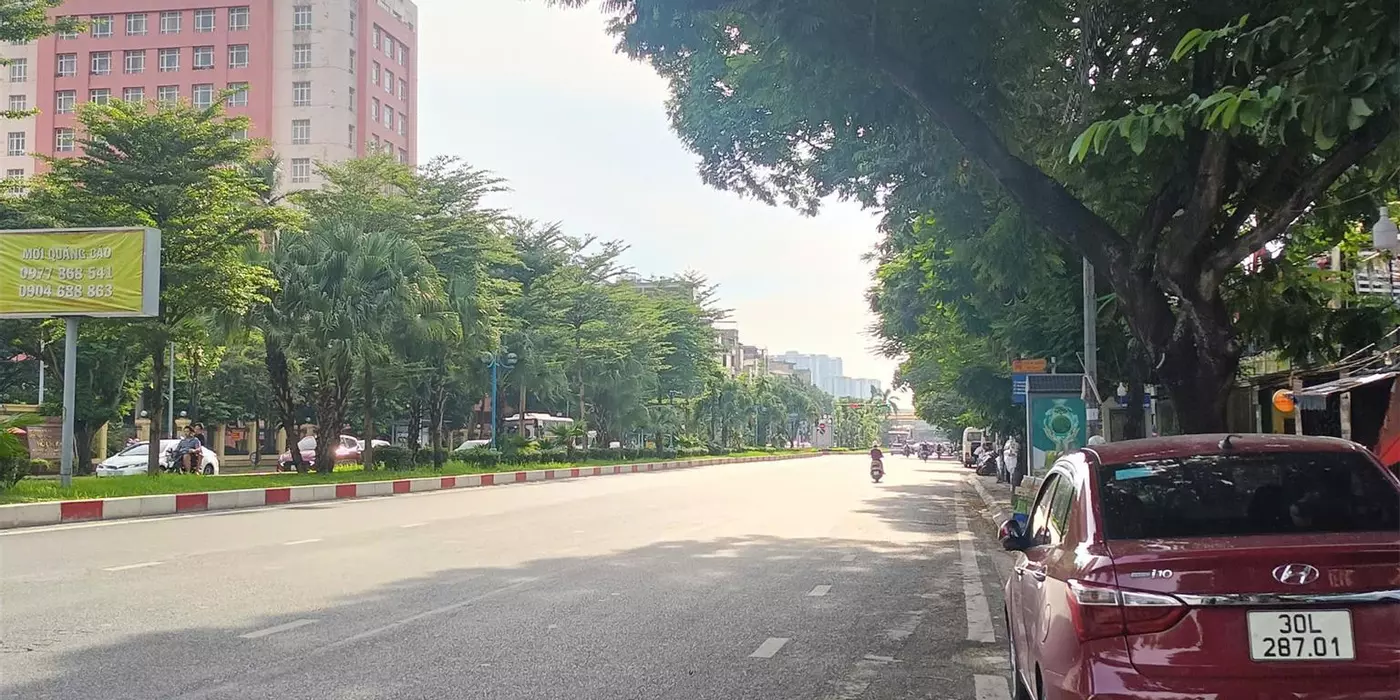 BÁN NHÀ 5T GẦN VIỆN HÀN LÂM, DT 97M2,  Ô TÔ TRÁNH VỈA HÈ, GARA Ô TÔ, 2 MẶT NGÕ, Ở/KINH DOANH VIP,