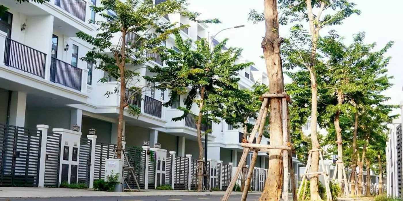 Cần bán nhanh căn nhà phố vườn Lavida Vũng Tàu 5x17,5m, giá 5,5 tỷ, sổ hồng