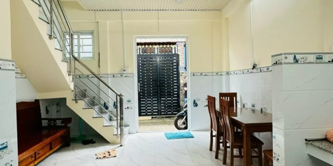 Ngay Trường Đại Học Công Nghiệp - P.4 Gò Vấp - 20m Mặt Tiền - Chỉ 2.85 Tỷ