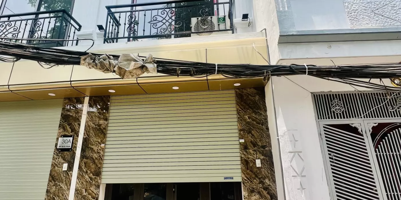 Tân Mai, 35m2, Nhà mới 5 tầng, Ô tô rất gần, Nhỉnh 5 tỉ, LH 0904690958