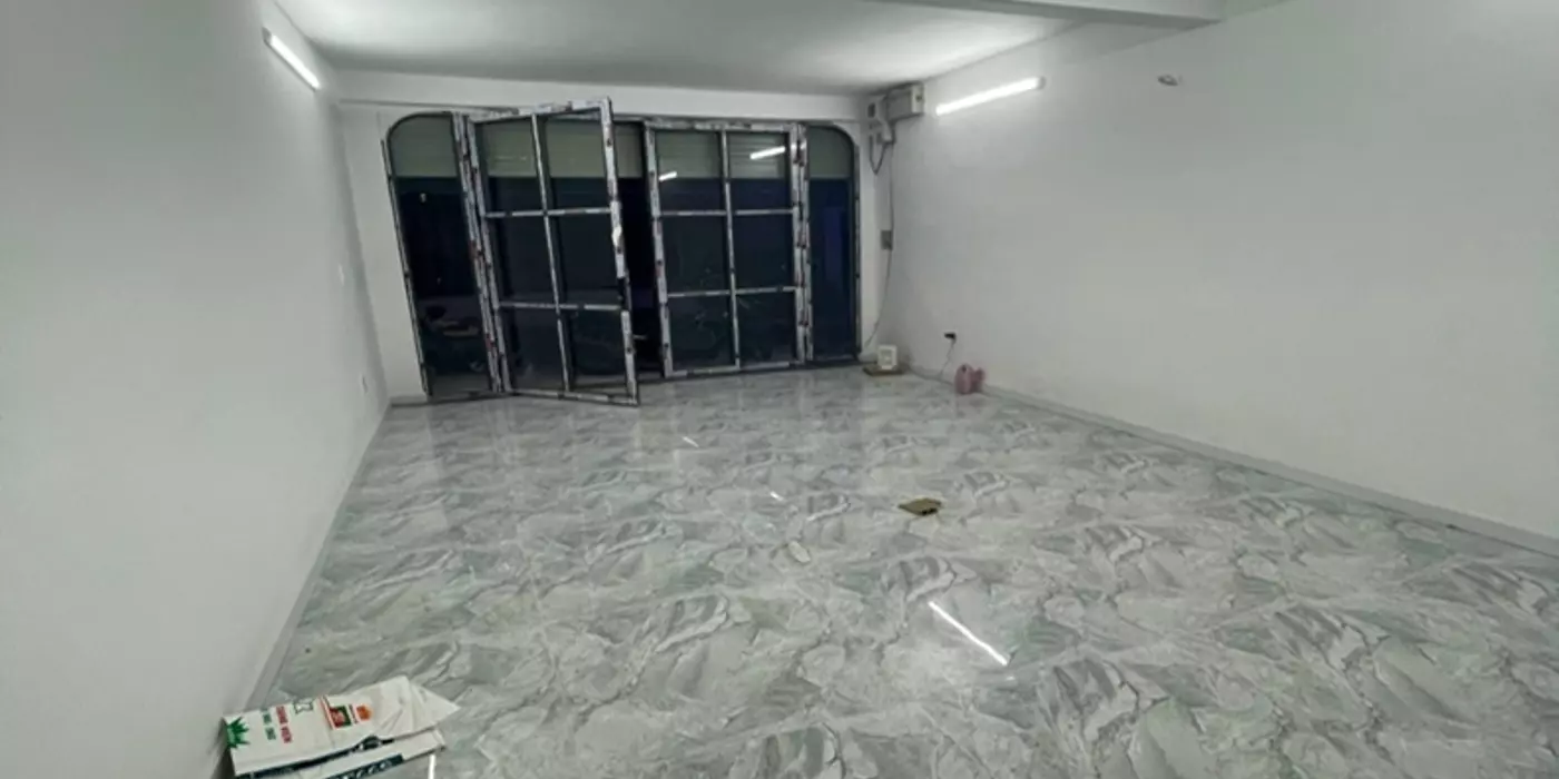 Bán nhà HXH kinh doanh CMT8, P5, Tân Bình, 64m2, 2 tầng, cách MT 40m.