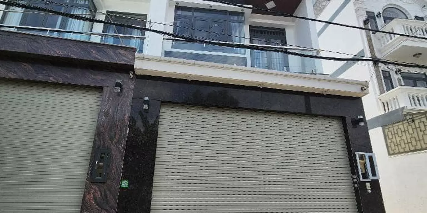 [Ô TÔ 7 CHỔ NGỦ TRONG NHÀ] - NHÀ MỚI 4 TẦNG - KHU DÂN CƯ YÊN TỈNH - HUỲNH TẤN PHÁT