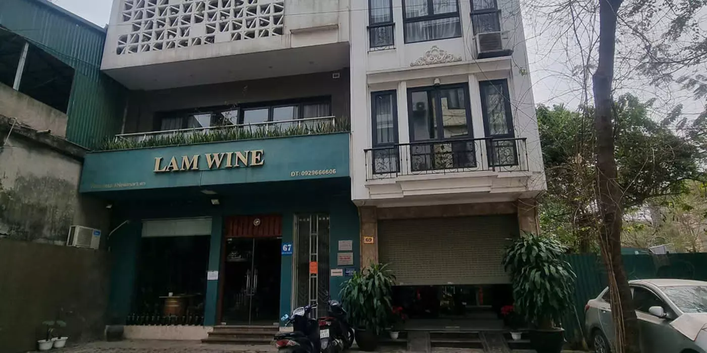 Bán Nhà Mặt Phố Đội Cấn vỉa hè rộng mặt tiền thoáng Kinh Doanh Đỉnh