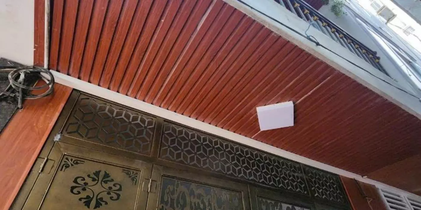 Bán Nhà Hoàng Hoa Thám Ba Đình Ngõ  Ba Gác Tránh, Sàn Gỗ, Cửa Chống Cháy, Nội Thất Cao Cấp