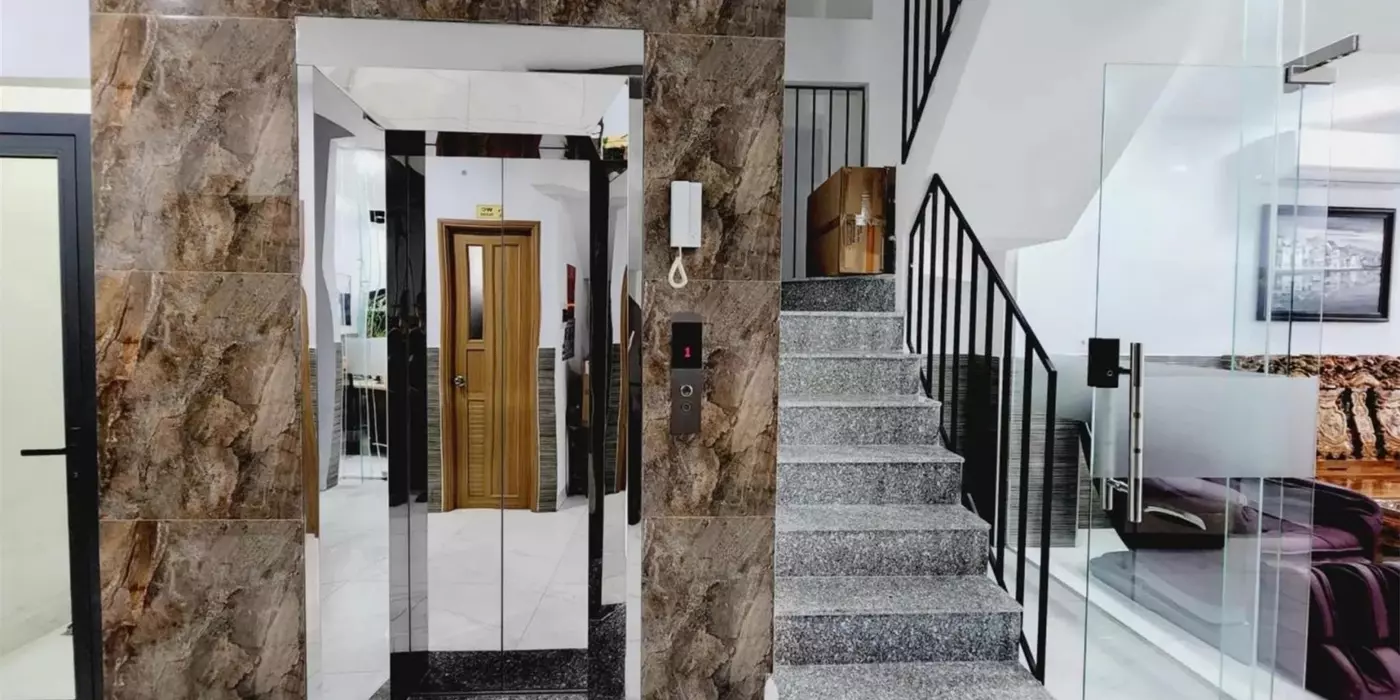 CĂN HỘ 6 TẦNG SÁT BIỂN MỸ KHÊ VÀ KHU PHỐ TÂY AN THƯỢNG, ĐÀ NẴNG.